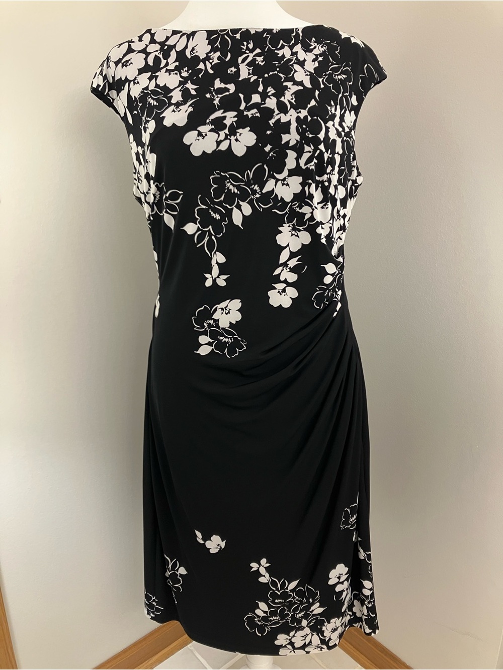 Chaps Black and White Floral Midi Dress
